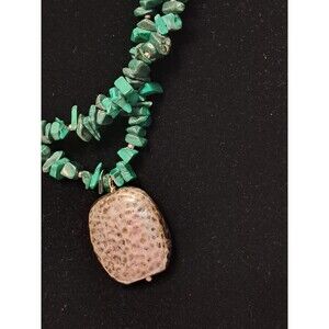 NWT Peyote Bird Green Gemstone Chips Silver Hammered Pendant 19" Necklace